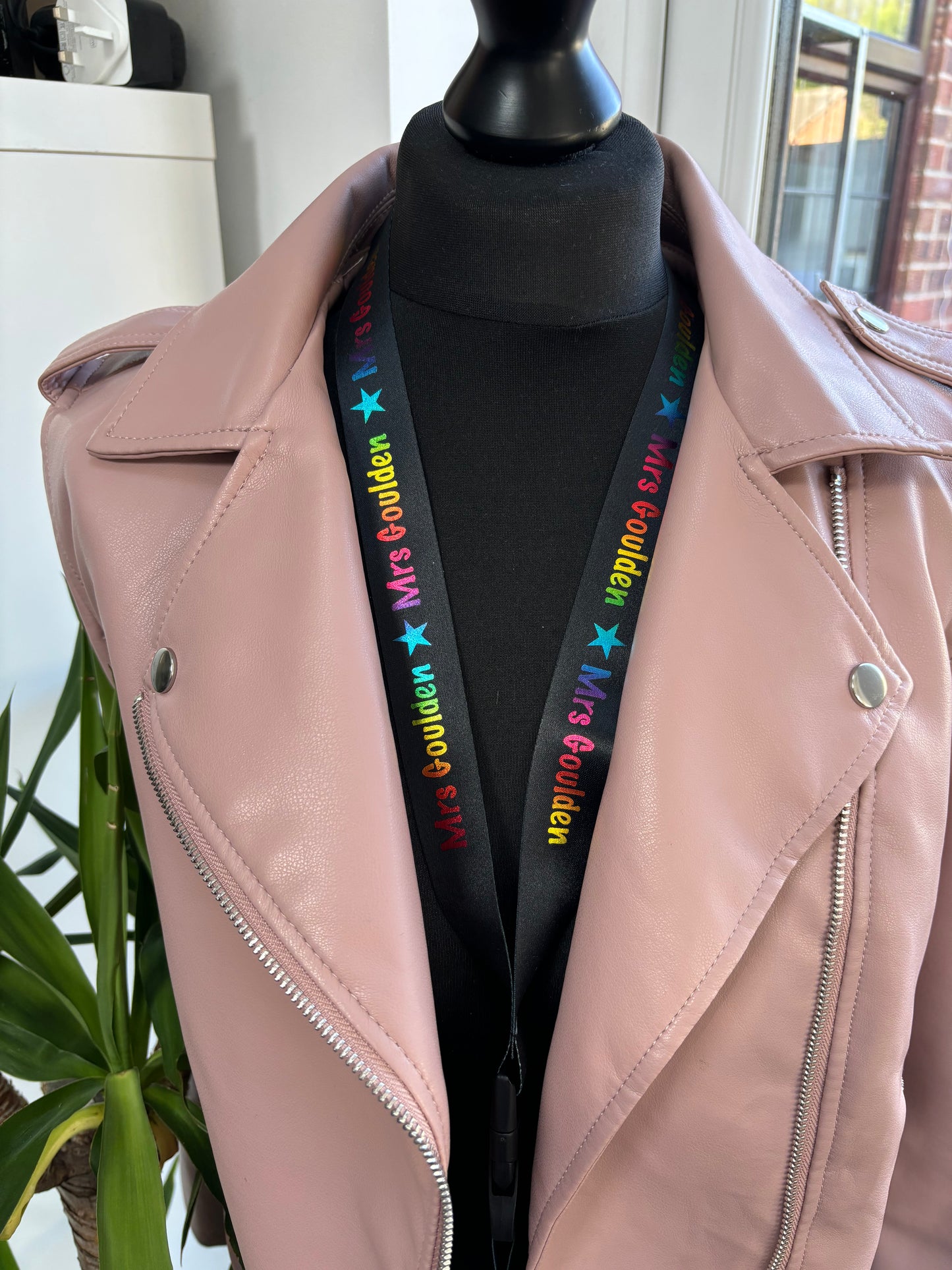 Custom Teacher Lanyard – Personalised Name Lanyard with Badge Holder